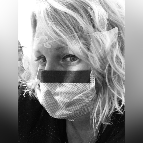 Welcome to my Poshmark Page! Come inside to meet me! - Picture 2 of 6